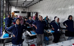 Pelatihan MUA di Blitar Kian Diminati, LKP Mandiri Buka Peluang Kerja Lewat Keterampilan Siap Pakai