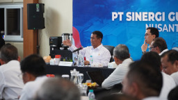 Mentan Amran Kunjungi PT SGN di Surabaya, Perkuat Peran BUMN Gula Menuju Swasembada Pangan Nasional