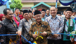 Wali Kota Eri Cahyadi Dampingi Mendikdasmen Abdul Mu’ti Resmikan MBC SD Muhammadiyah 11 Surabaya