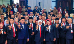Raih Laba Bersih Tertinggi Diantara BPD Se Indonesia, Gubernur Khofifah Apresiasi Kinerja Bank Jatim