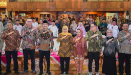 Gubernur Khofifah Siap Mendukung Kemensos Menguatkan Standardisasi dan Partisipasi Lembaga Kesejahteraan Sosial