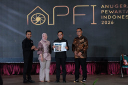 Kolabarasi Pewarta Foto Indonesia (PFI) dan Astagraphia, Luncurkan Buku APFI 2026