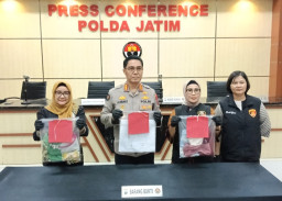 2 Anak Surabaya Disetubuhi Ayah Tiri Selama Tiga Tahun: Diancam Dibunuh, Kini Hamil