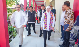 Gubernur Khofifah Apresiasi SPMB SMA-SMK Negeri  di Ngawi