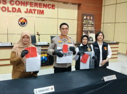 Ayah Kandung di Surabaya Setubuhi Anaknya Selama Setahun hingga Hamil 4 Bulan