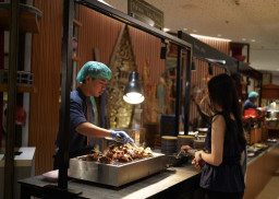 Kaya Rasa di Surabaya, Chef Freddie Salim Hadirkan Soto Tangkar dan Sate Rembiga Premium di Djaman Doeloe Resto