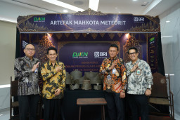 DJKN Jatim dan BRI Gelar Gebyar Lelang Indonesia 2026, Hadirkan Pameran Mahkota Meteorit Langka di Surabaya