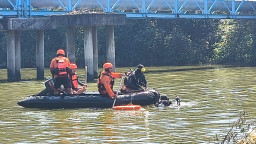 Tim SAR Gabungan Sisir Kali Lamong Cari Pemancing yang Tenggelam di Gresik