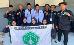Dihadiri Ketua PC Pagar Nusa Surabaya, UKM Pagar Nusa UNIPRA Sahkan Anggota Baru