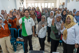 ECOTON dan DLH Surabaya Latih Warga Pilah Sampah Lewat Kampung MOZAIK