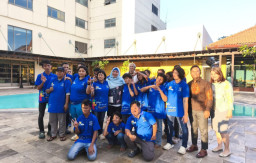 Verwood Hotel Surabaya Berbagi Kebahagiaan Bersama Anak UPTD Kampung Anak Negeri