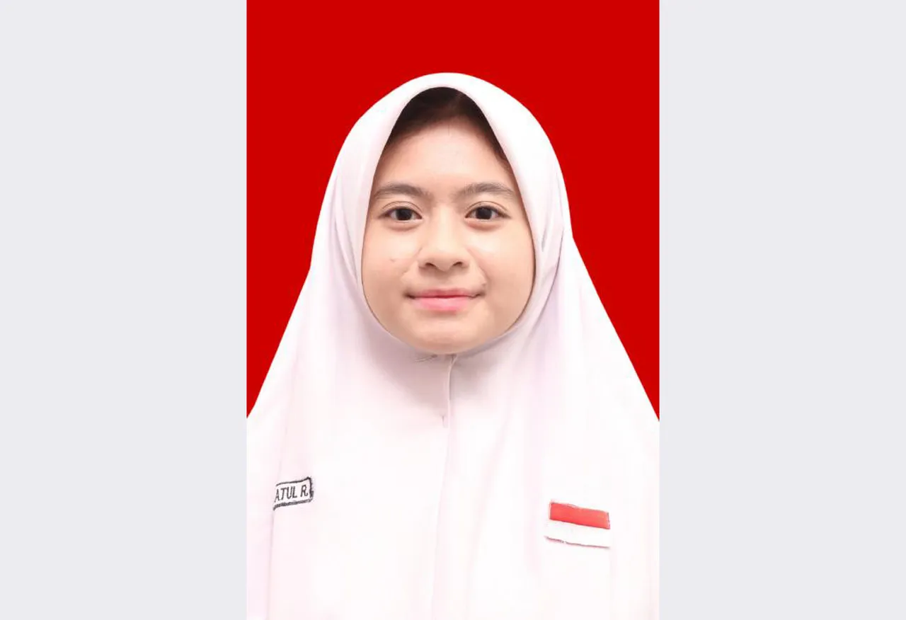 Cerita Perjuangan Azizah, Mahasiswa Termuda Unair Jalur SNBT