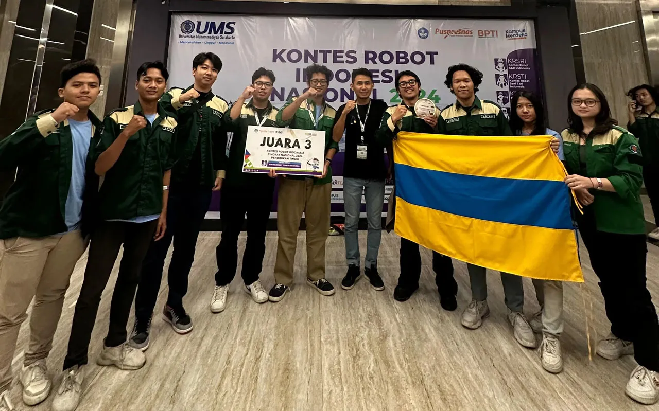 Kontingen Robotika Unair Raih Juara 3 di Kontes Robot Indonesia
