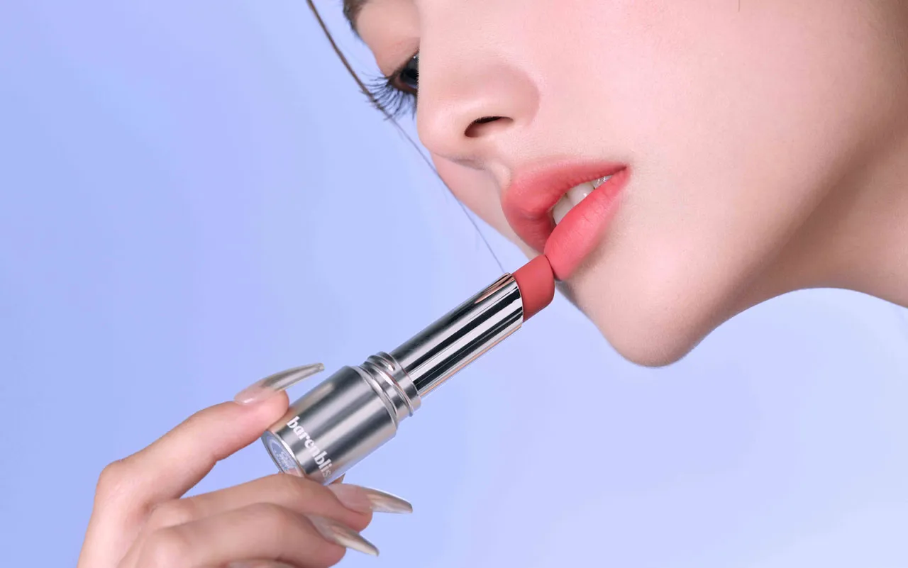 Lipstik Matte Paling Lembut dan Tahan Lama untuk Berekspresi Tanpa Batas