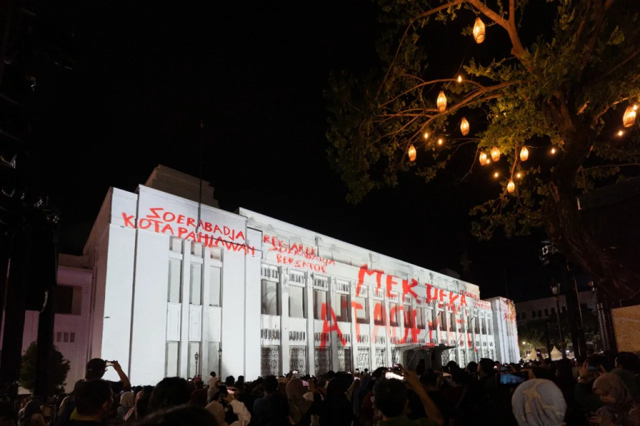 LZY Visual Dibalik Video Mapping Kota Lama Surabaya yang Mengagumkan