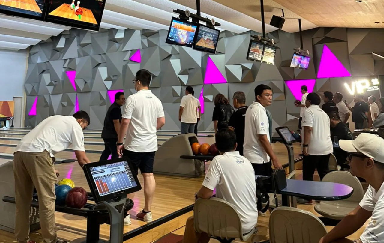 Kompetisi Fun Bowling, Sarana Eratkan Persahabatan dan Keguyuban Antar Klub Mercy