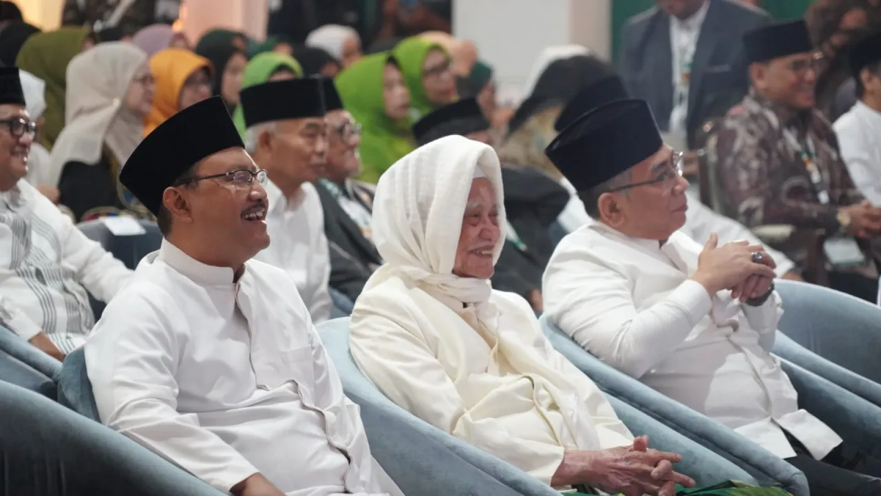 KH Anwar Manshur, Rais Syuriah PWNU Jatim 2024-2029