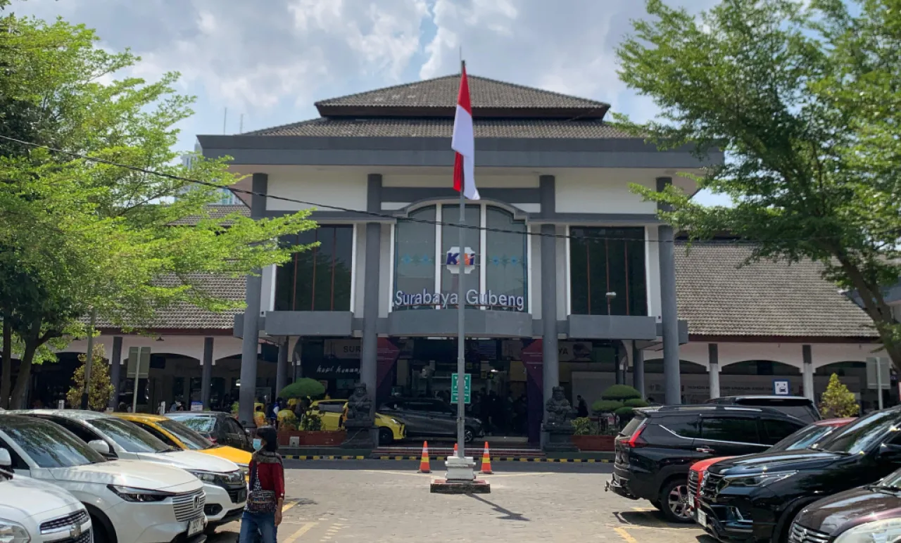 PT KAI Daop 8 Surabaya Buka Peluang Kerja Sama Branding di Stasiun dan Kereta