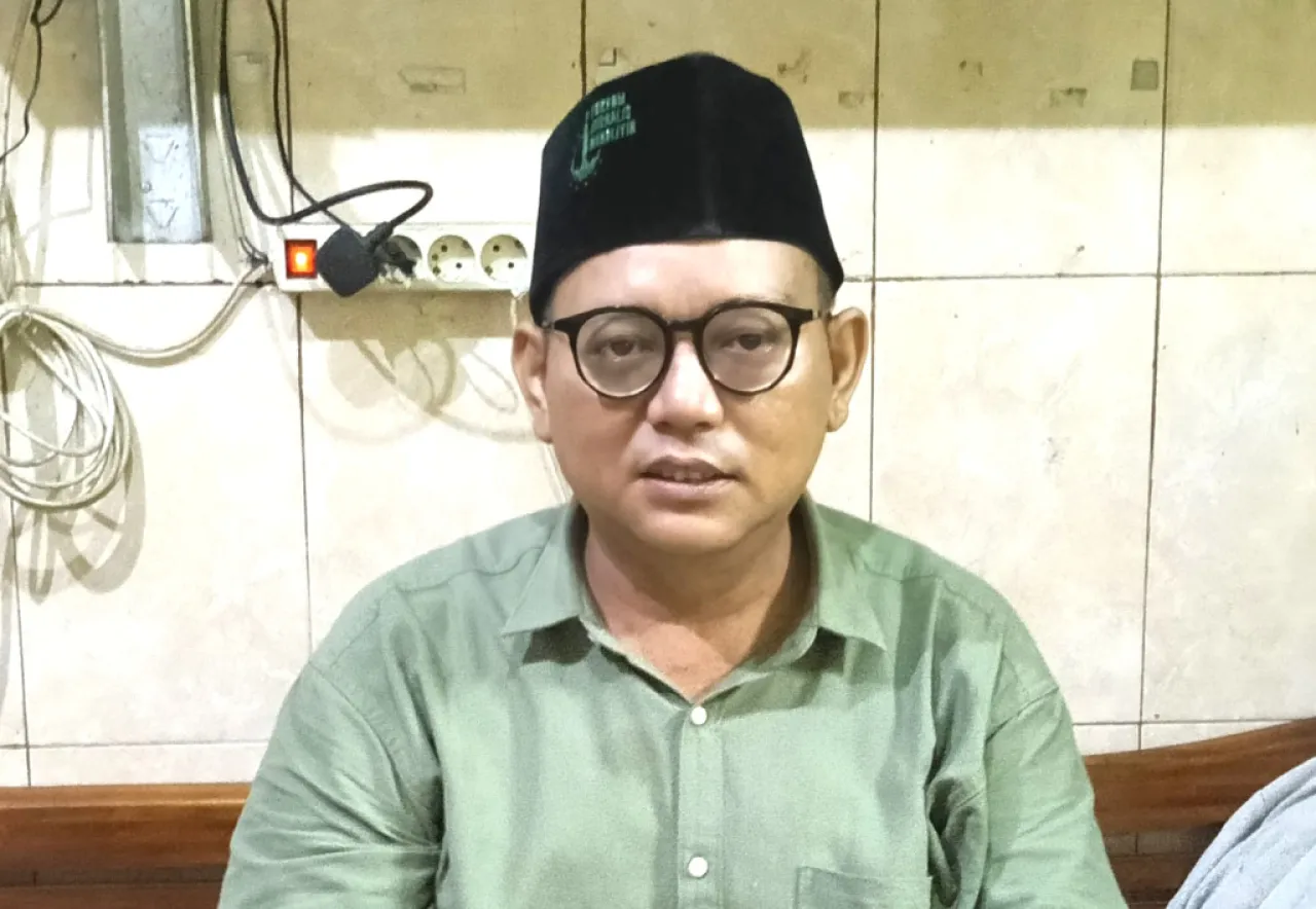 Khofifah, Pejabat Publik Online Centang Dua Biru