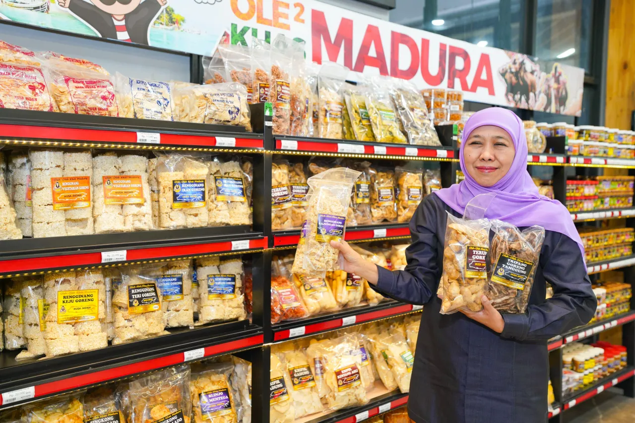 Khofifah Imbau Masyarakat Jawa Timur Waspada Cuaca Ekstrem
