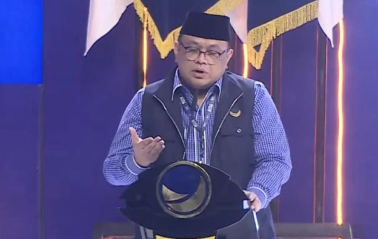 Belajar Teologi Kekuasaan dari Kejatuhan Assad dan Yoon