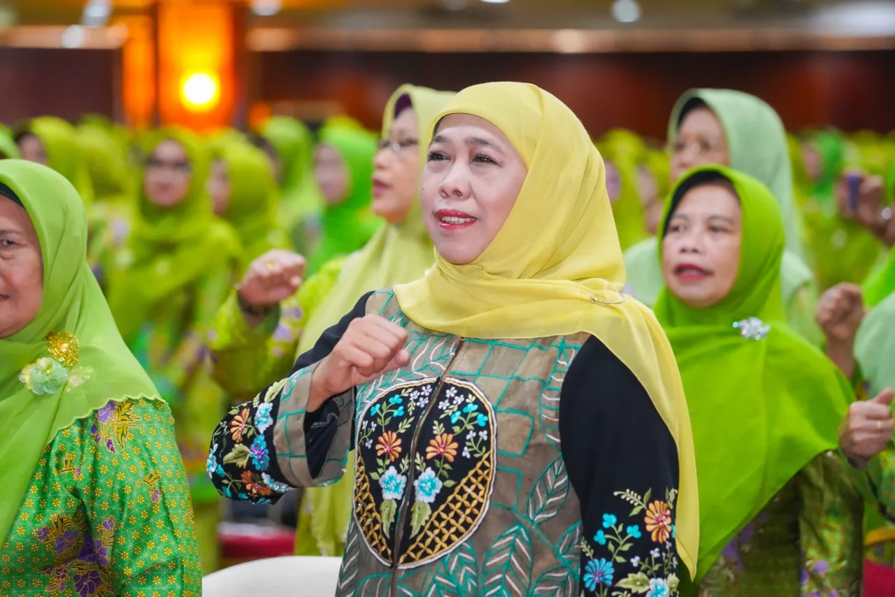 Di Semarang Khofifah Ajak Para Ibu Tanamkan Persatuan dan Persaudaraan Sejak Balita di Tengah Keberagaman