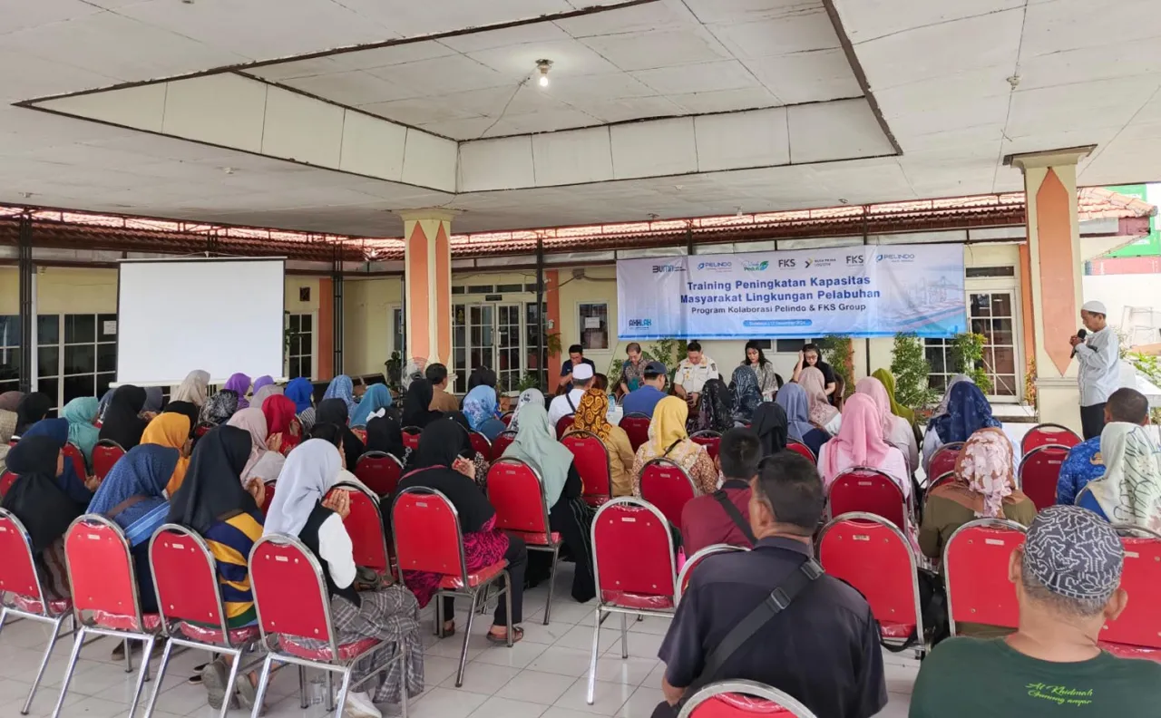 Sinergi Pelindo Group dan FKS Group Kembangkan Program Pemberdayaan Masyarakat Lingkungan Pelabuhan