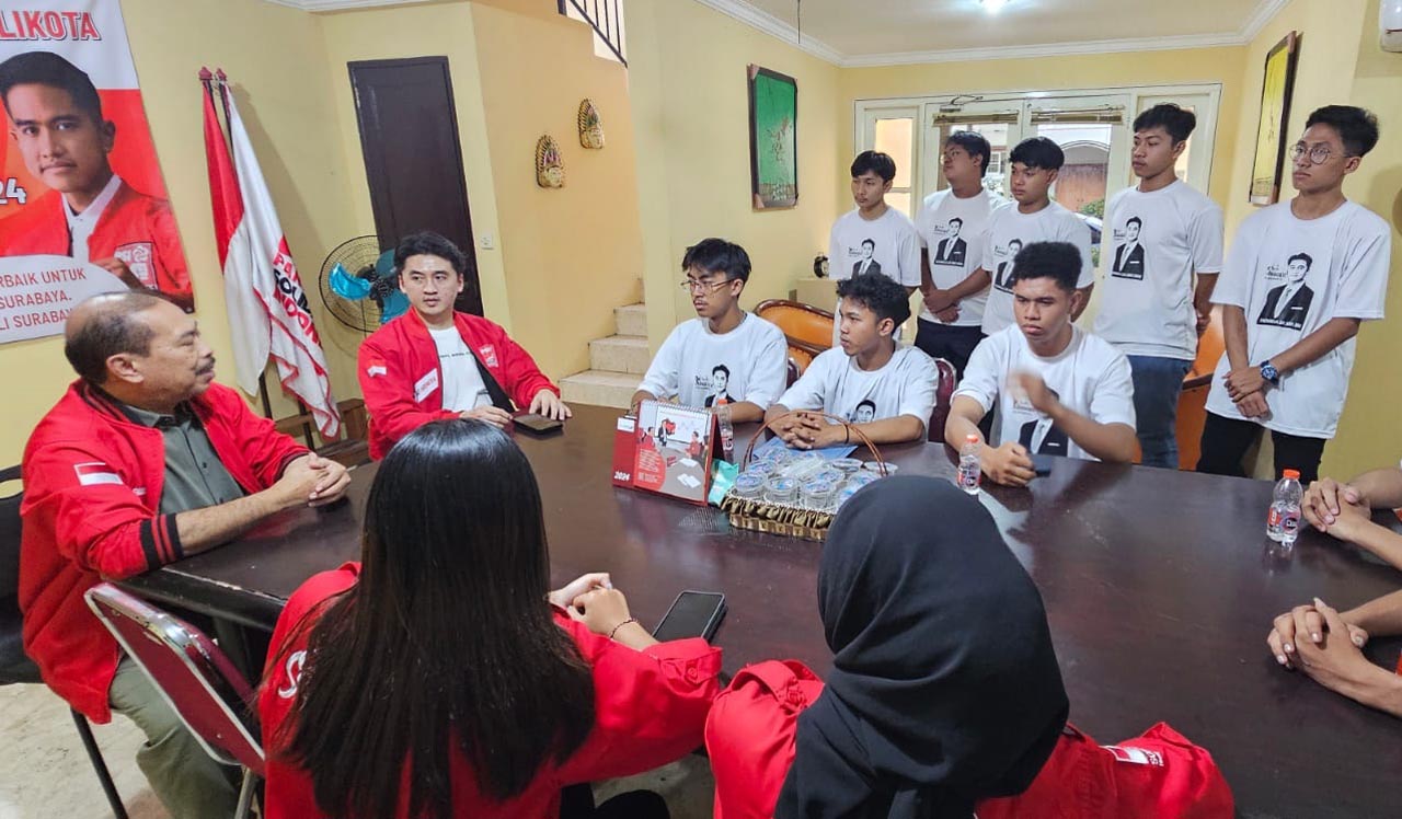 Bro Richard mengambil formulir Bacawawali di Kantor DPD Partai Solidaritas Indonesia (PSI). AyoFoto/Alim