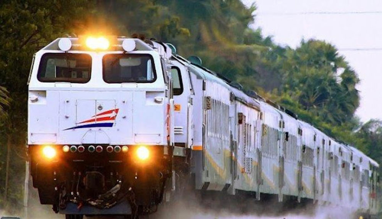 Jadwal Keberangkatan dan Kedatangan KA Blambangan Ekspres Daop 8 Surabaya