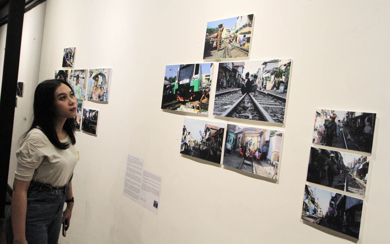 Fotografer Muda Ciphoc Unitomo Berbagi Cerita Lewat Photo Story Zona Cerita