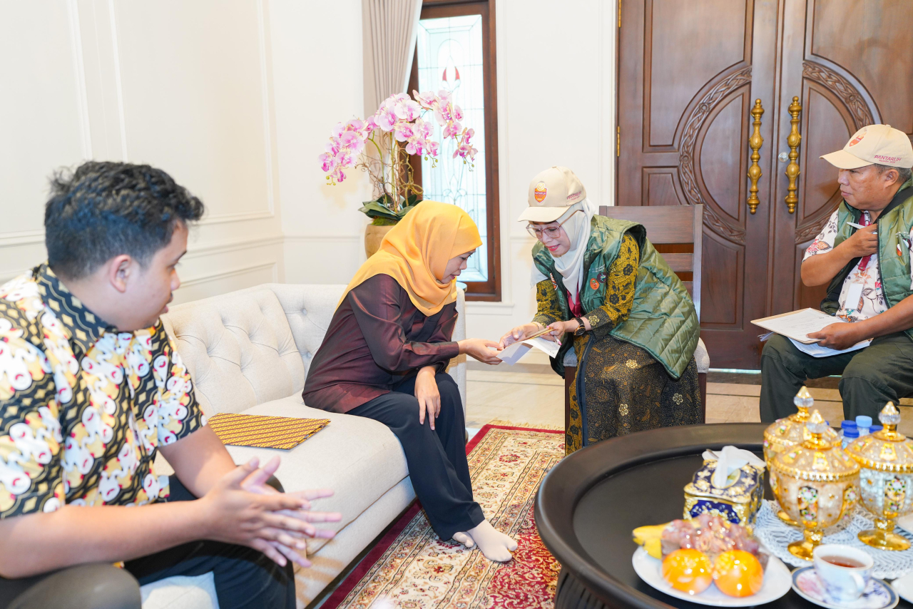 Pesan Khofifah Usai Coklit Pilkada Serentak 2024