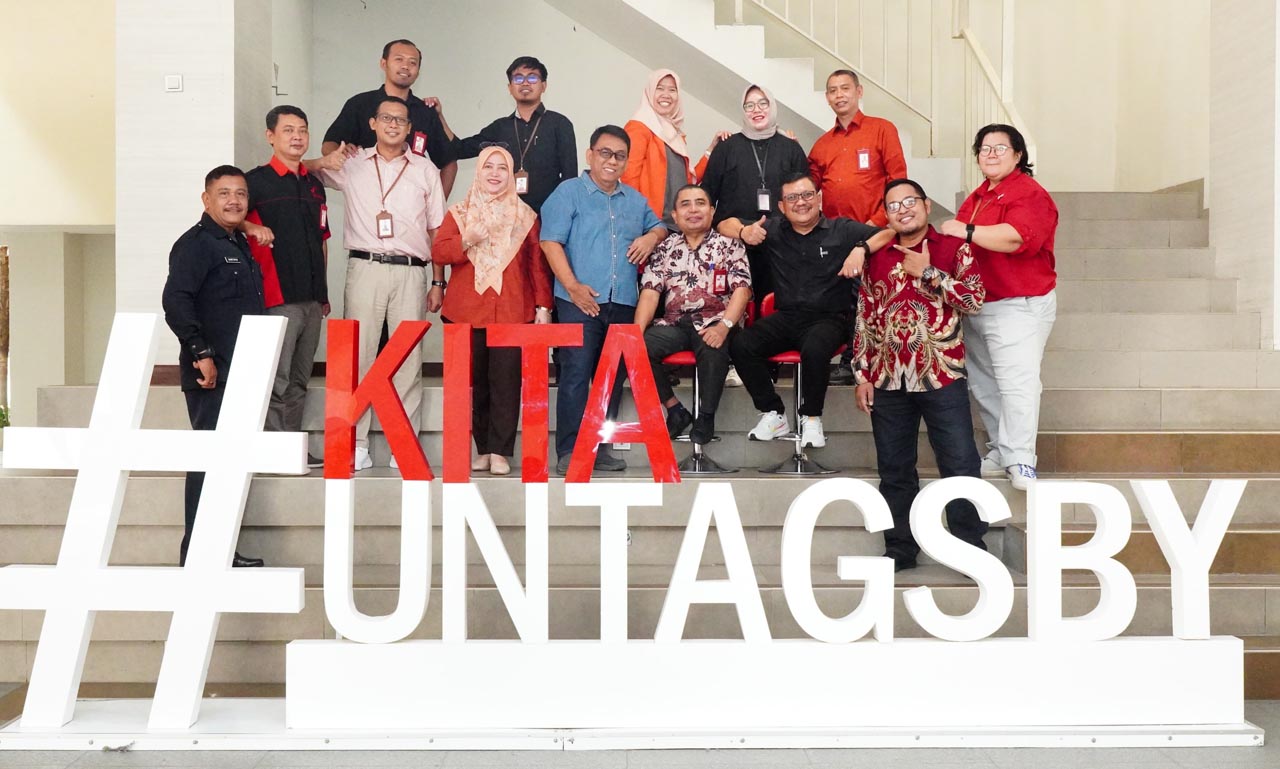 Untag Surabaya siap menyambut mahasiswa baru.  Maliq & D'Essentials akan turut hadir dalam memeriahkan Expo di hari terakhir PKKMB, yaitu Rabu, 28 Agustus 2024. Foto/Humas Untag Surabaya