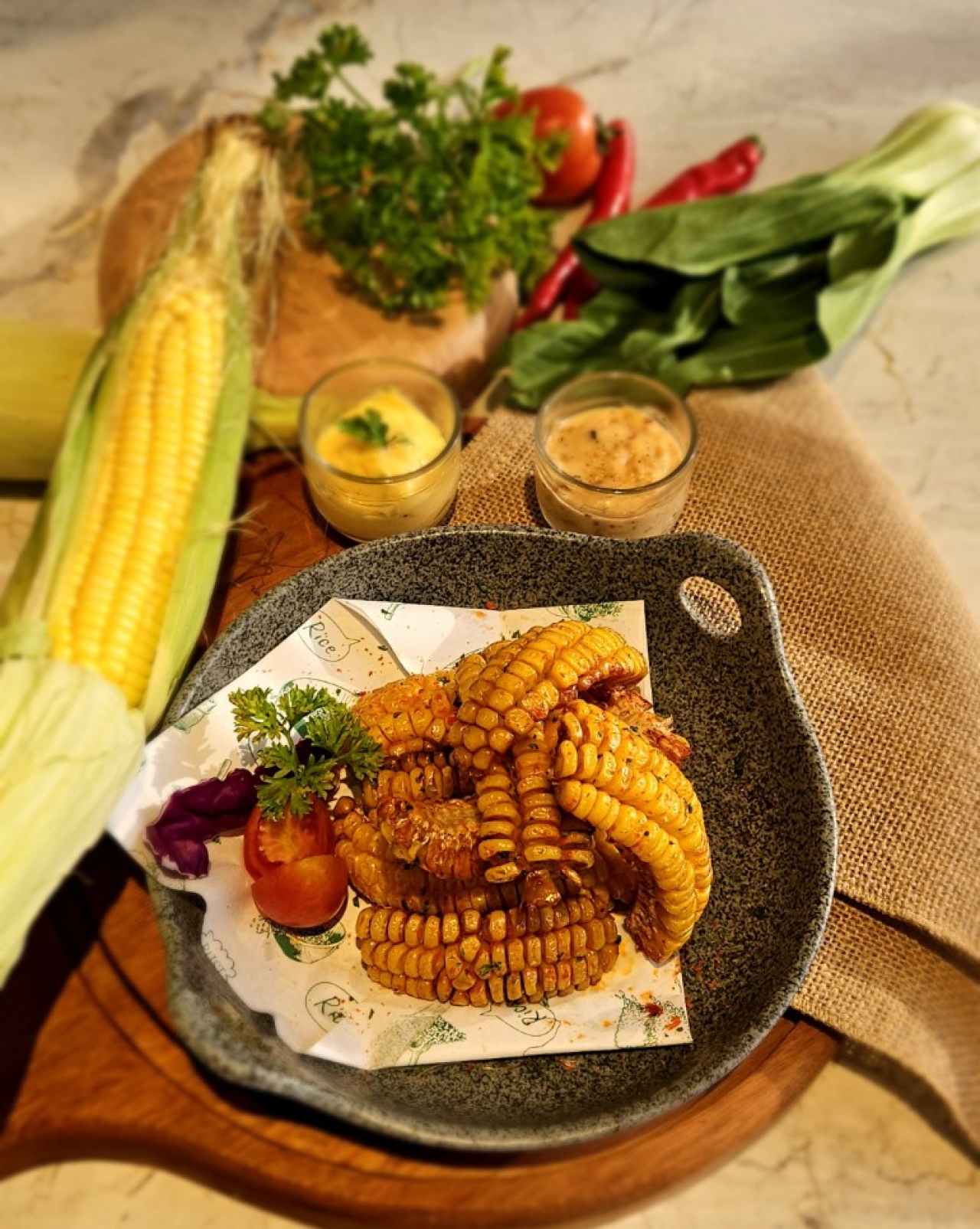 Menu Corn Ribs, Kuliner yang sedang hits dan viral saat ini. Foto/Luminor Hotel Jemursari