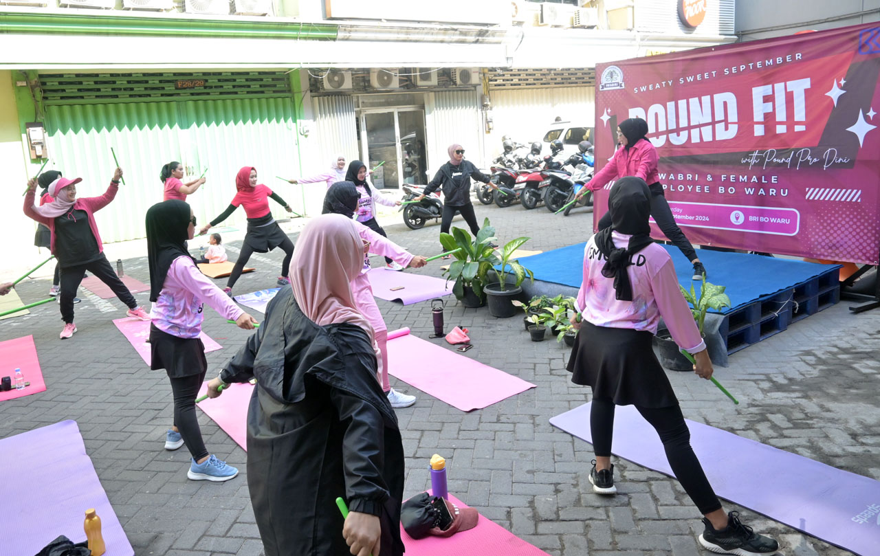 IWABRI dan Pekerja BRI BO Waru Gelar Sweaty Sweet September "Pound Fit"