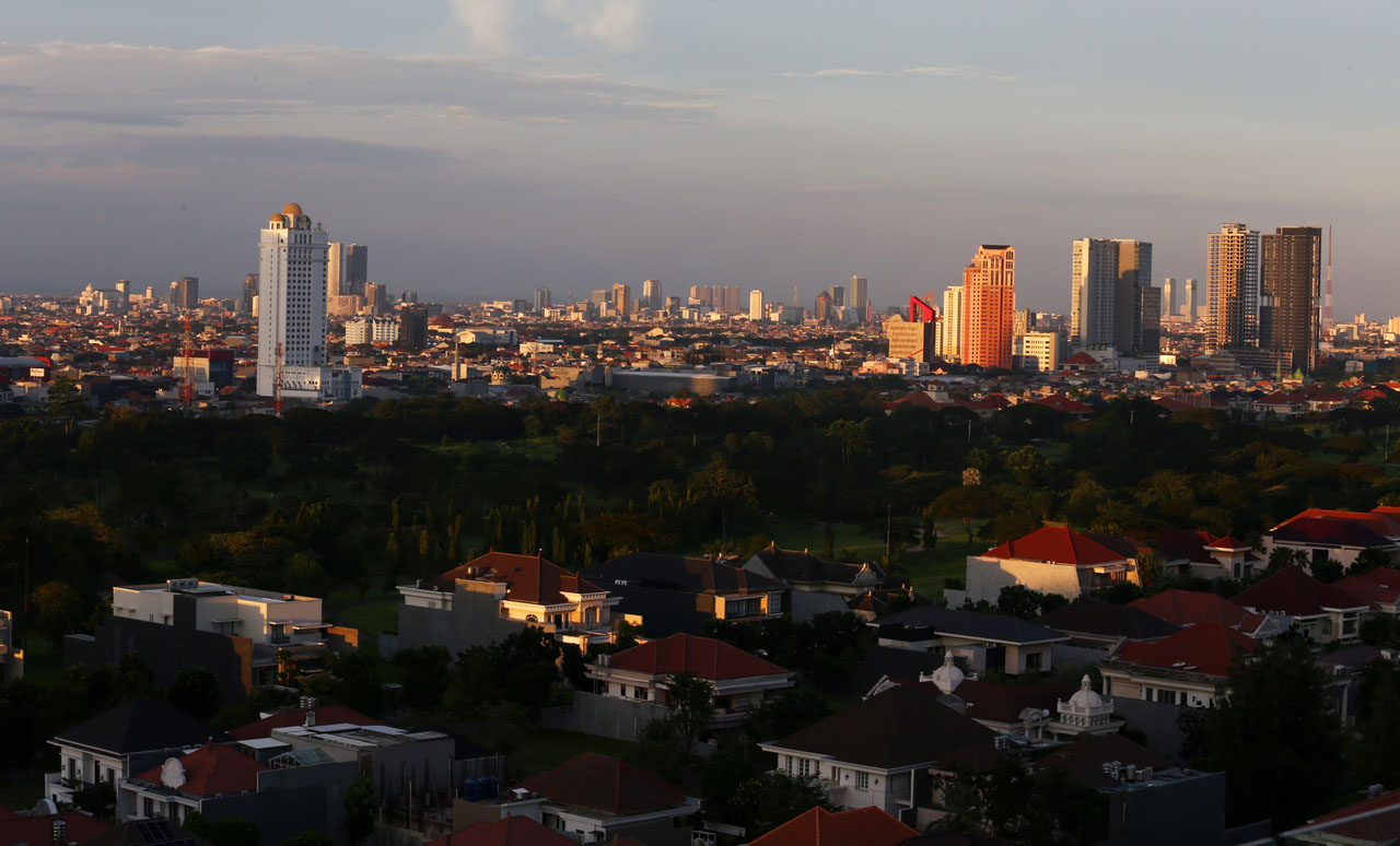 Pemukiman kelas menengah di kawasan Surabaya barat. Foto/Alim Perdana