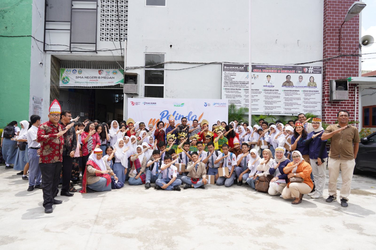 PTP Nonpetikemas hadir di SMAN 8 Medan dalam program Pelindo Mengajar. Foto/Dokumentasi PTP Nonpetikemas
