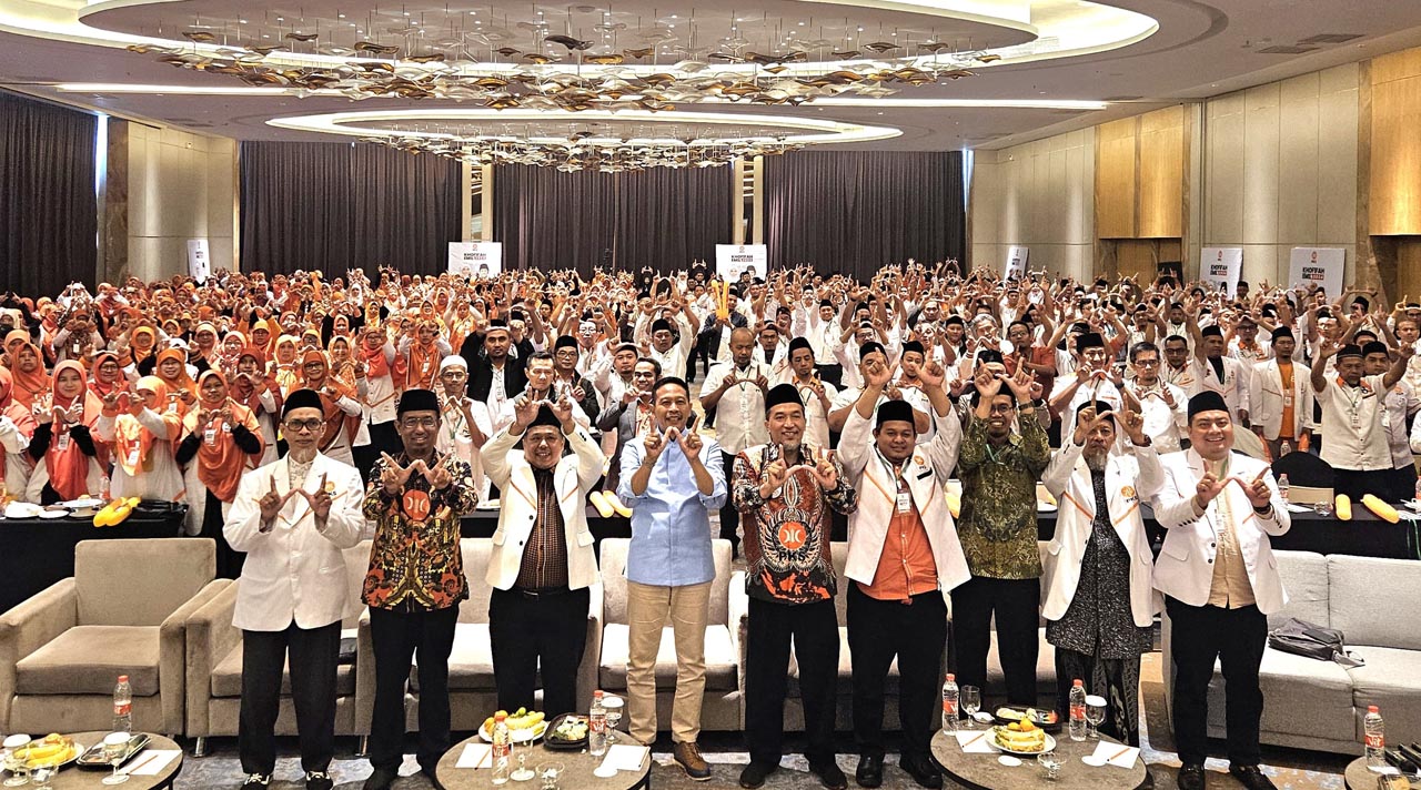 Ribuan Kader PKS Rapatkan Barisan, Siap Menangkan Khofifah-Emil di Pilgub Jatim 2024