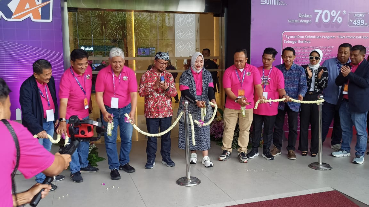 Acara pembukaan KAI Expo 2024 di Surabaya, Sabtu (02/11/2024). Foto/Ayojatim