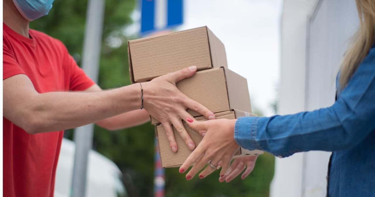 Dengan semakin banyaknya transaksi online, bisnis ekspedisi semakin menjanjikan. Foto/Instagram