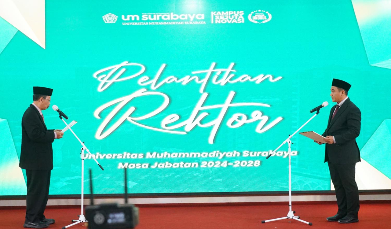 Mundakir resmi menjabat sebagai Rektor Universitas Muhammadiyah Surabaya (UM Surabaya) periode 2024-2028. Foto/Humas UM Surabaya