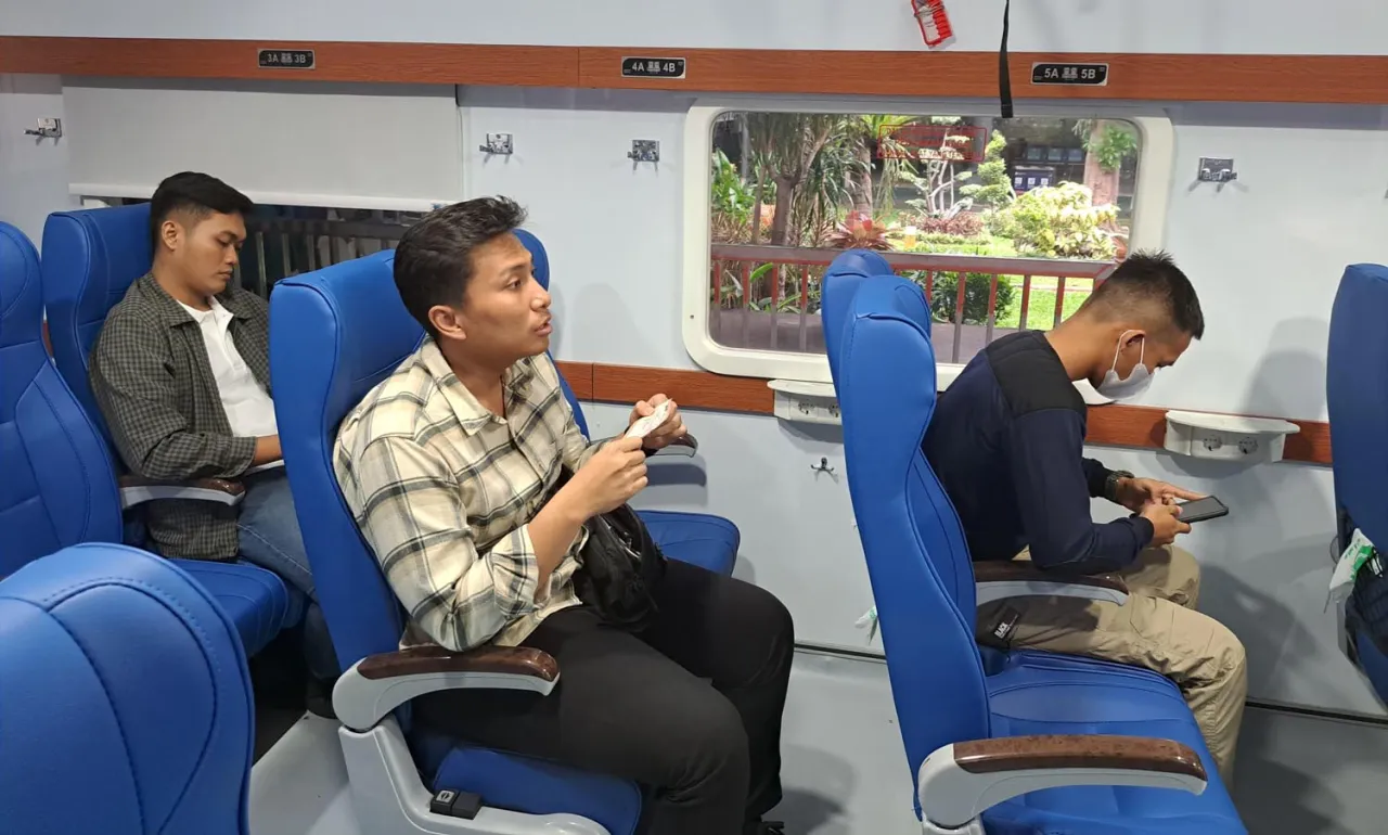 Perjalanan Kereta Api di Daop 8 Surabaya Lebih Cepat di Gapeka 2025