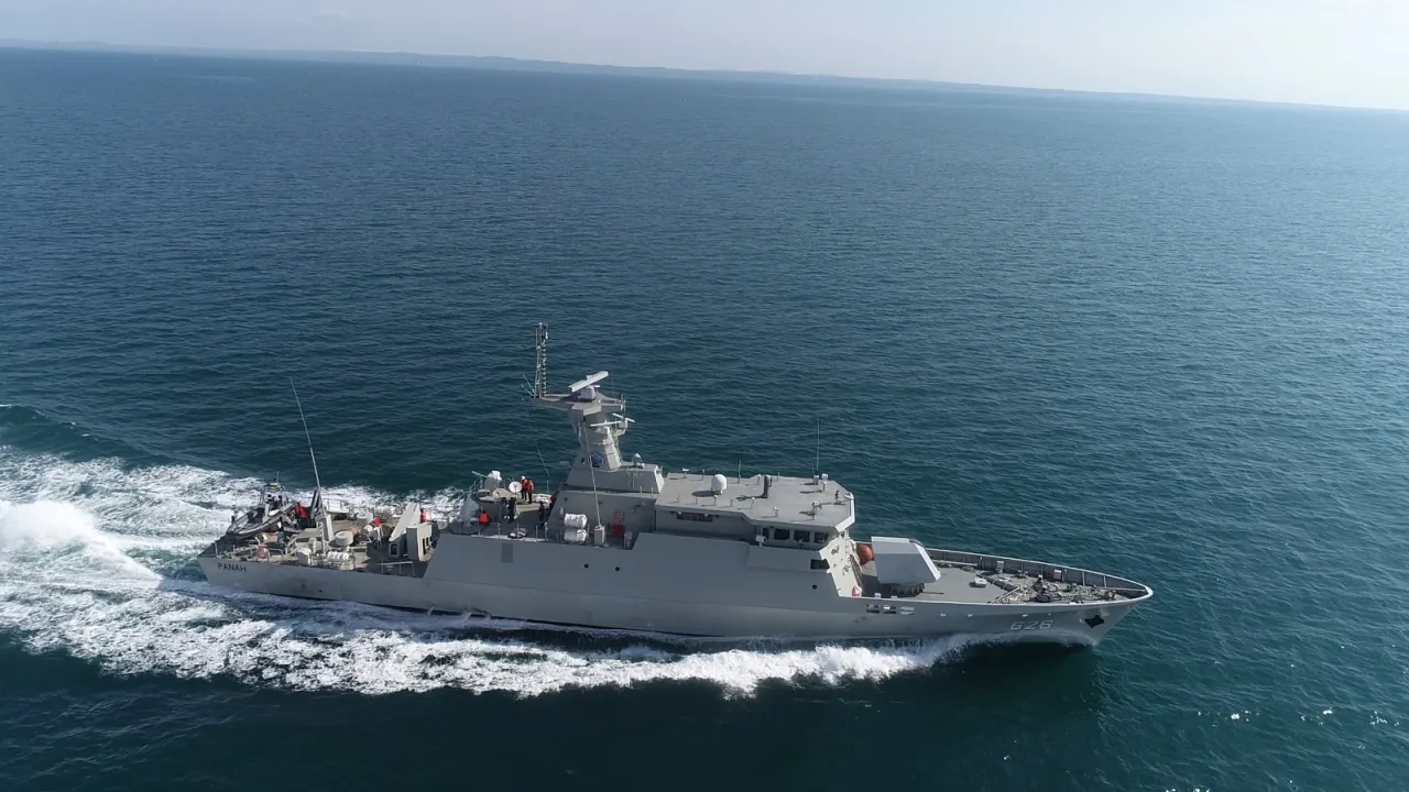 KRI Panah-626 Unjuk Gigi di Samudera Pasifik: Bukti Kehandalan TNI AL Jaga Kedaulatan Maritim