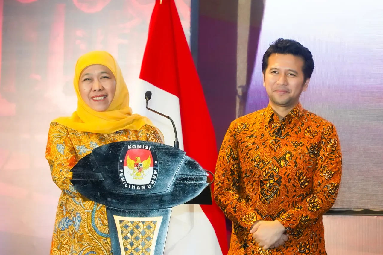 DPRD Jatim Resmi Mengumumkan Khofifah-Emil sebagai Gubernur dan Wakil Gubernur Jawa Timur Terpilih