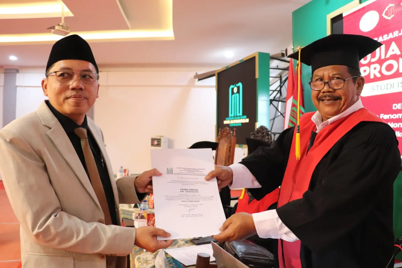 Anak Guru Ngaji di Plosok Blitar Selatan Ini Raih Gelar Doktor di UIN Tulungagung