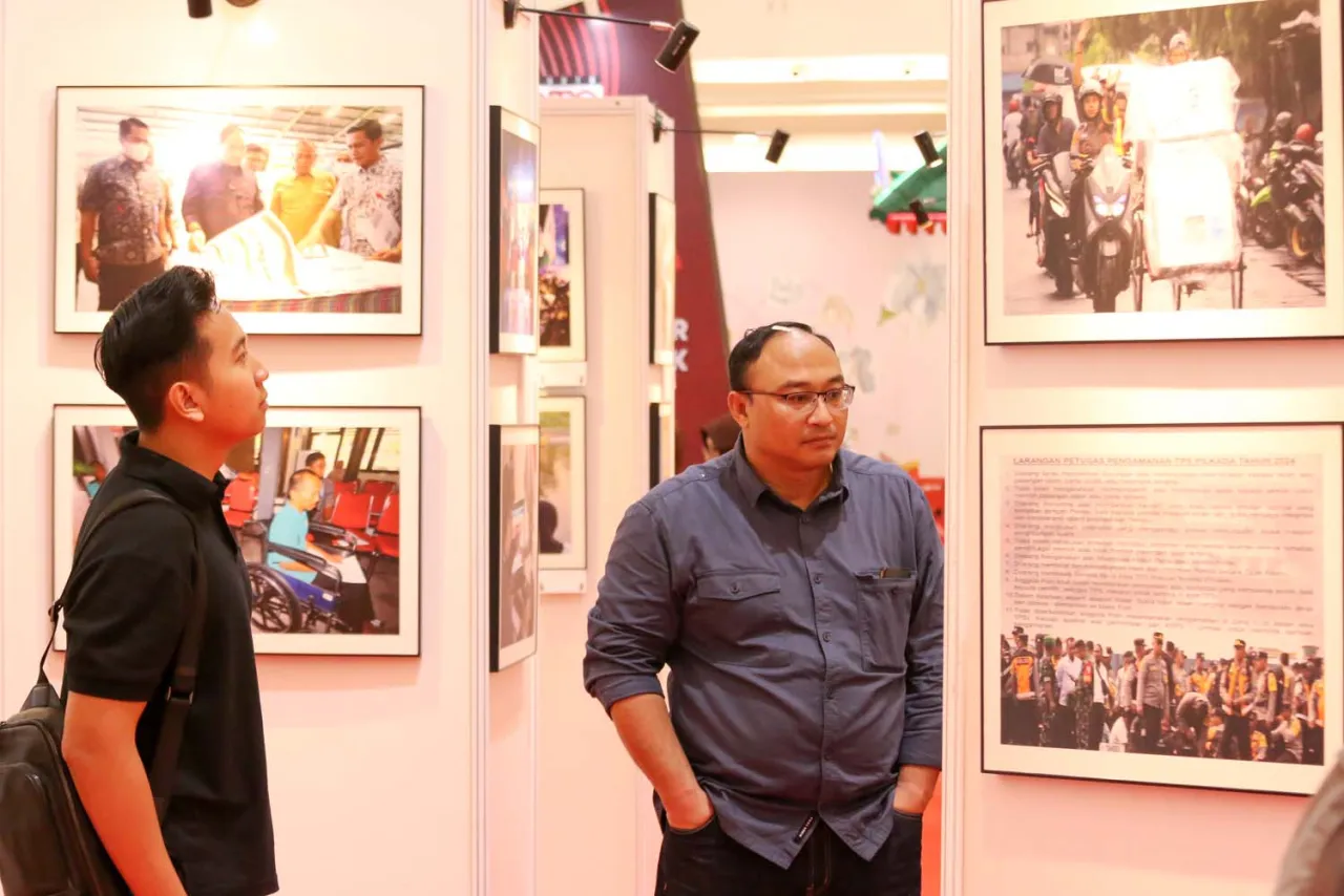 Pameran Foto Pilkada Serentak 2024