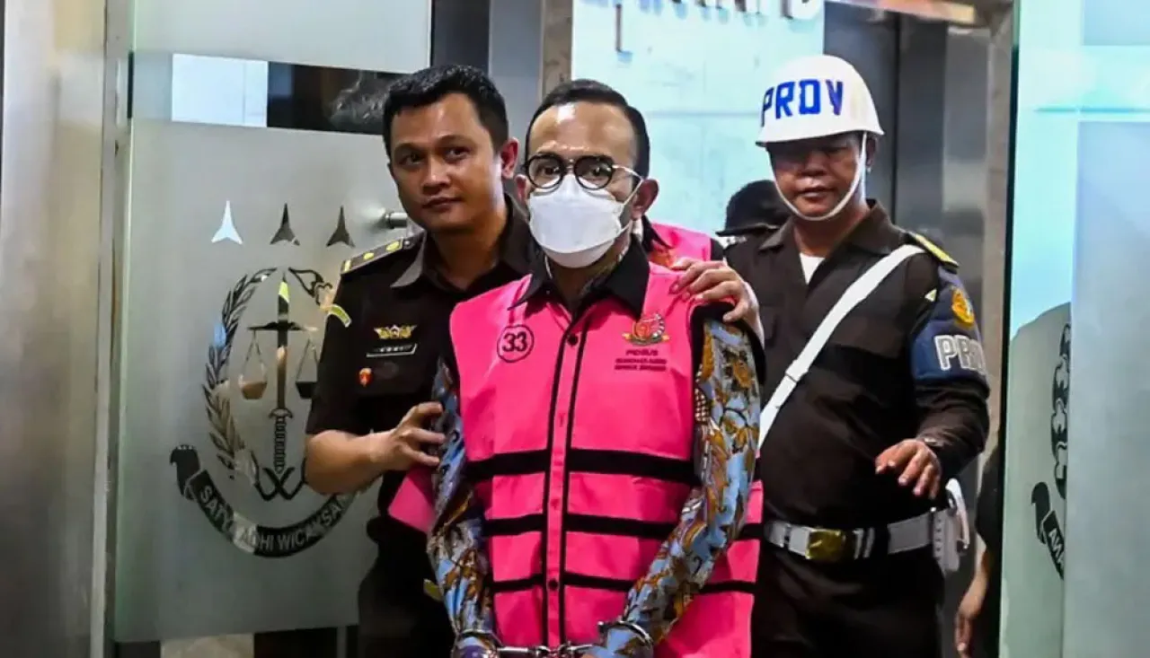 Duh Kebacut! Pertalite Dioplos Jadi Pertamax, Negara Rugi Rp193,7 Triliun