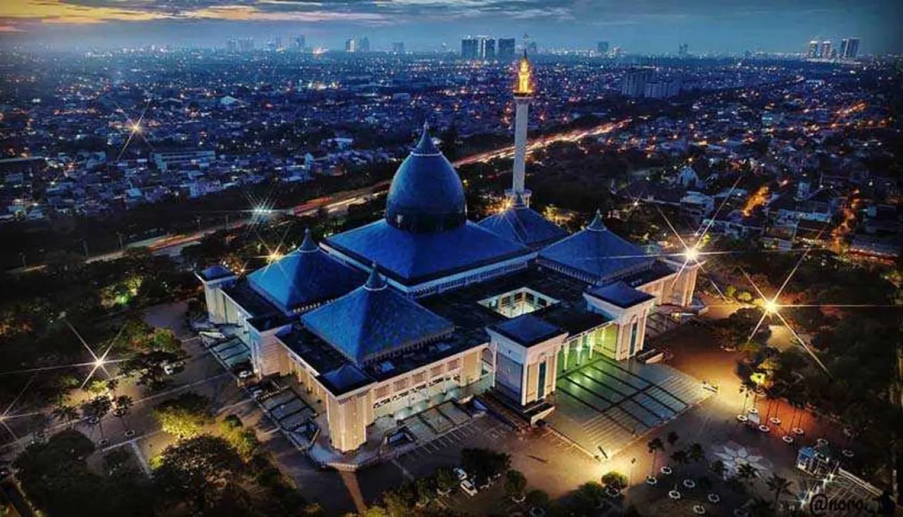 Ramadhan 2025 di Masjid Al-Akbar Surabaya: 999 Program untuk Masyarakat Ceria dan Bahagia