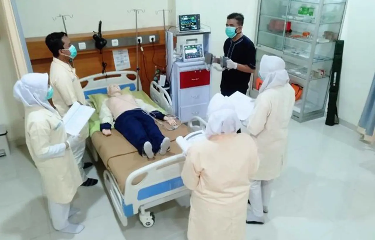 Mempertahankan Akreditasi Unggul, Keperawatan dan Profesi Ners Rintis Kelas Internasional