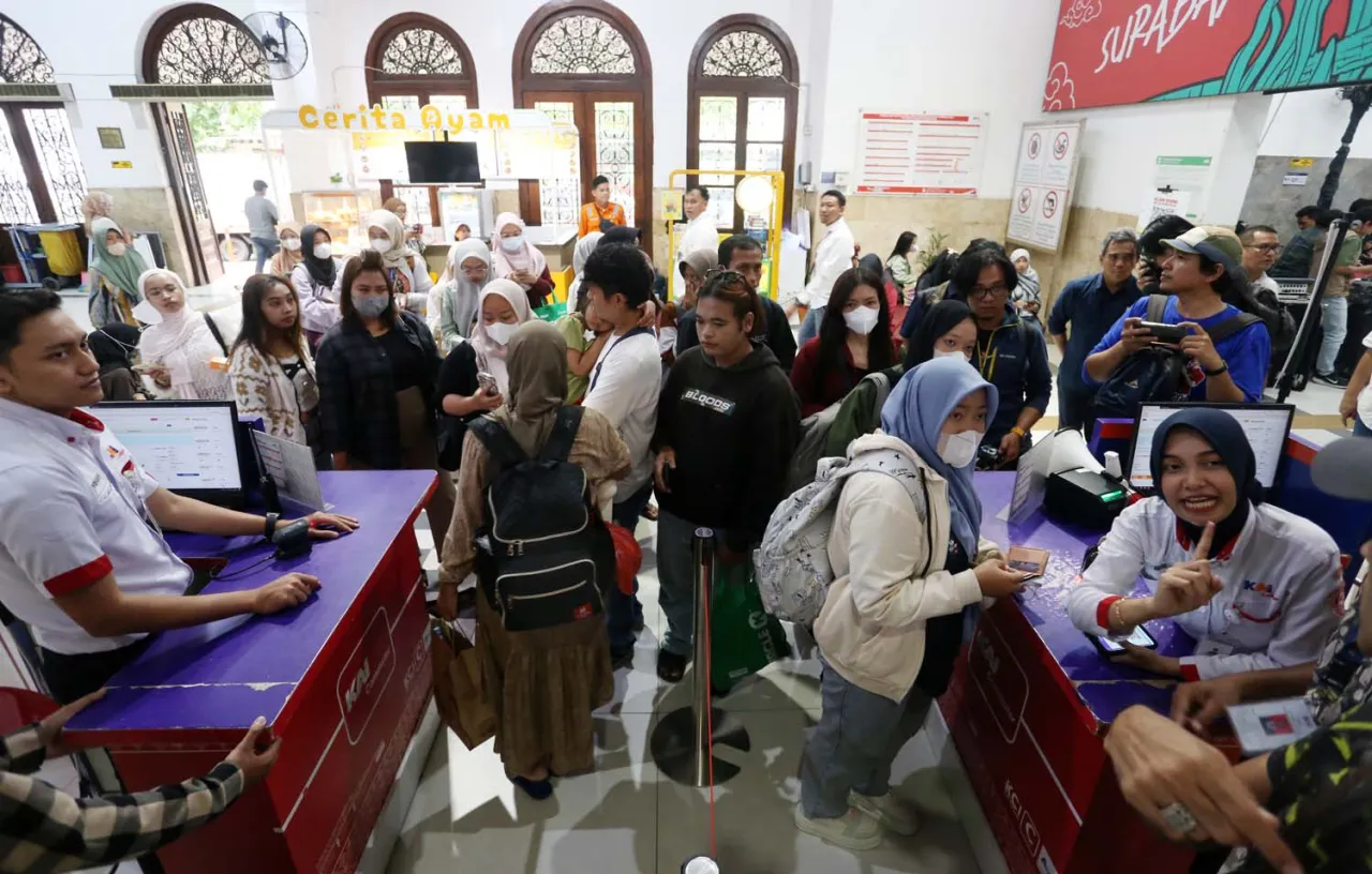 Libur Panjang Peringati Jumat Agung dan Paskah, KAI Daop 8 Surabaya Operasikan KA Tambahan