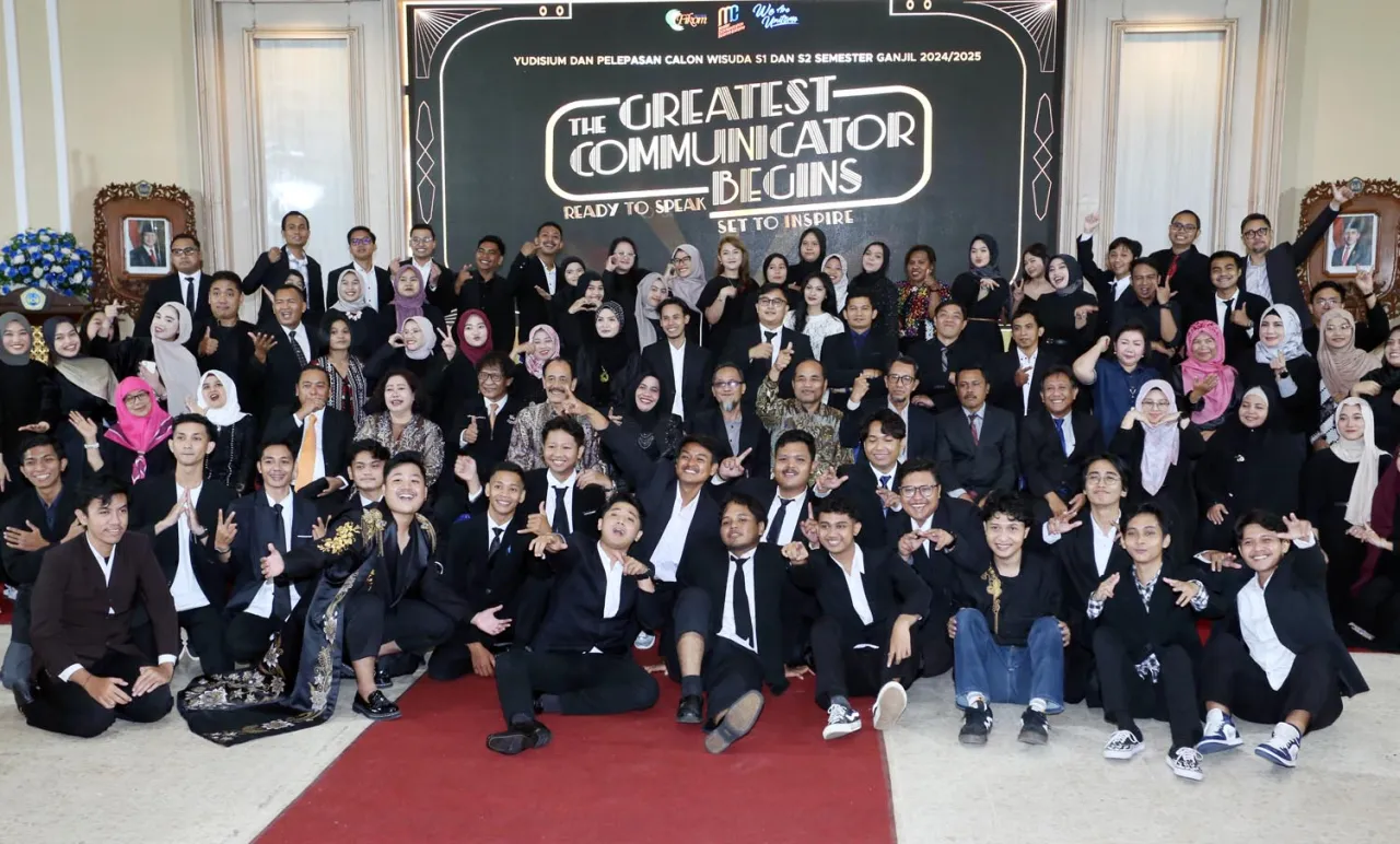 Rektor Unitomo: Lulusan Ilmu Komunikasi Harus Jadi Agen Perubahan Bangsa